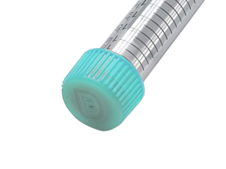 蓋子帶有透氣孔且?guī)Ф』z塞，用于連接注射器